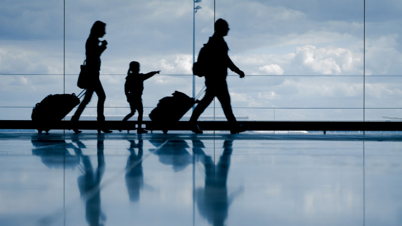 Consejos para viajar con niños en avión